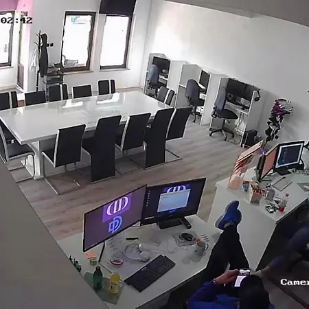 Dispatch Center Nyaraló *